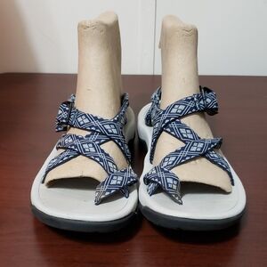 VIAKIX Siena Women's 7  Blue and White Diamond Pattern Sport Sandal